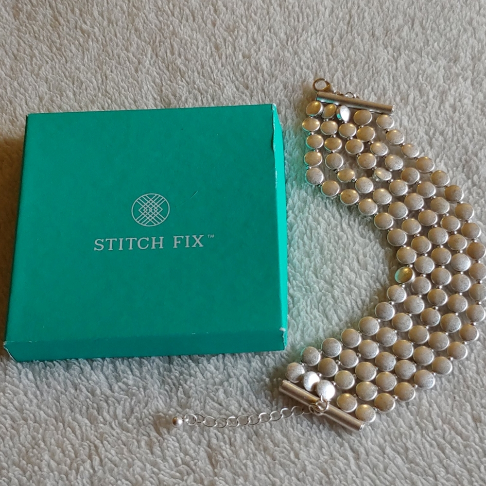 Bracelet